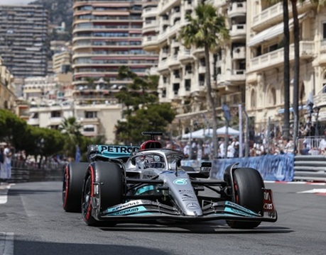 Monaco Grand Prix luxury travel — F1 VIP hospitality, yacht in Port Hercule, helicopter from Nice, Paddock Club access