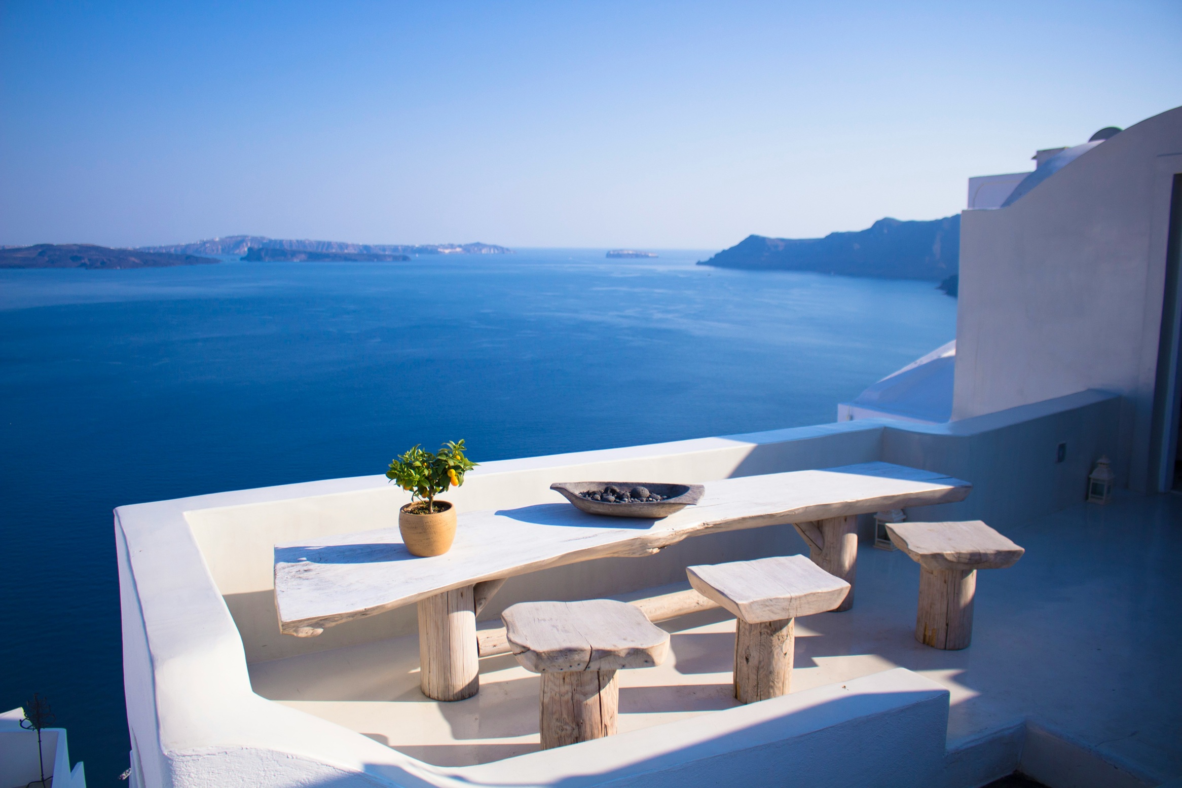 Luxury Santorini panoramic view — Europe bespoke travel
